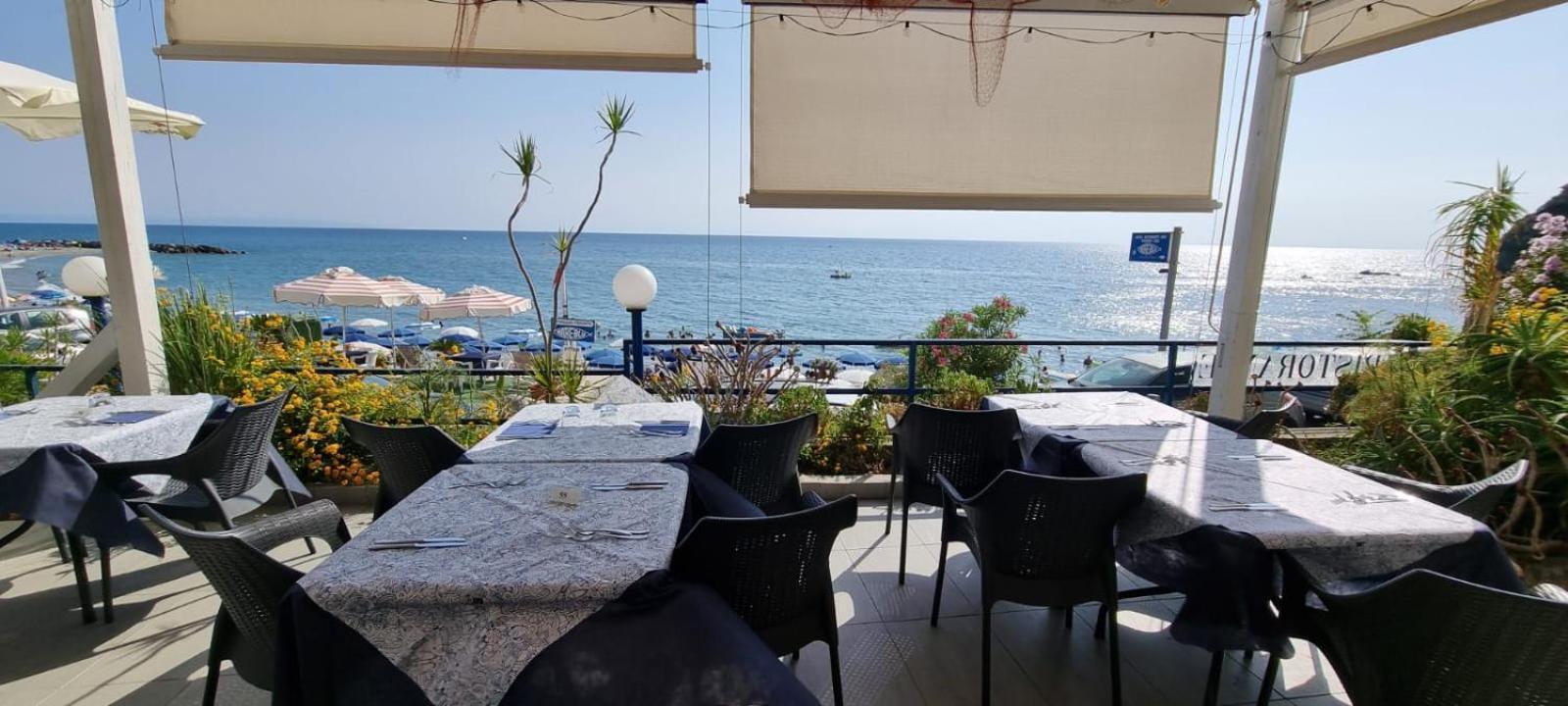 Hotel Ristorante Mareblu Amantea Extérieur photo