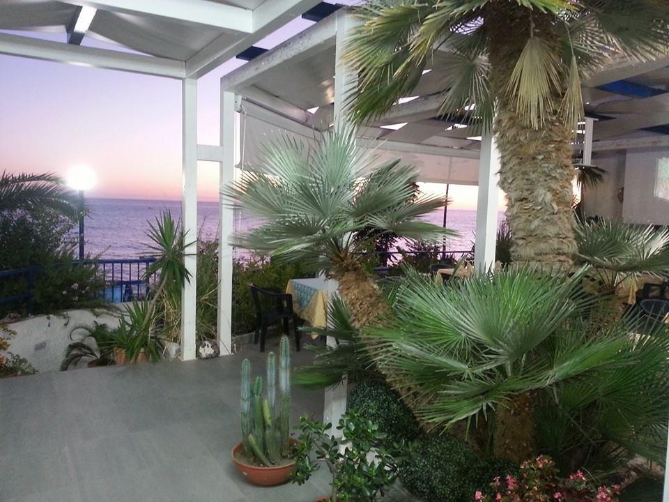 Hotel Ristorante Mareblu Amantea Extérieur photo